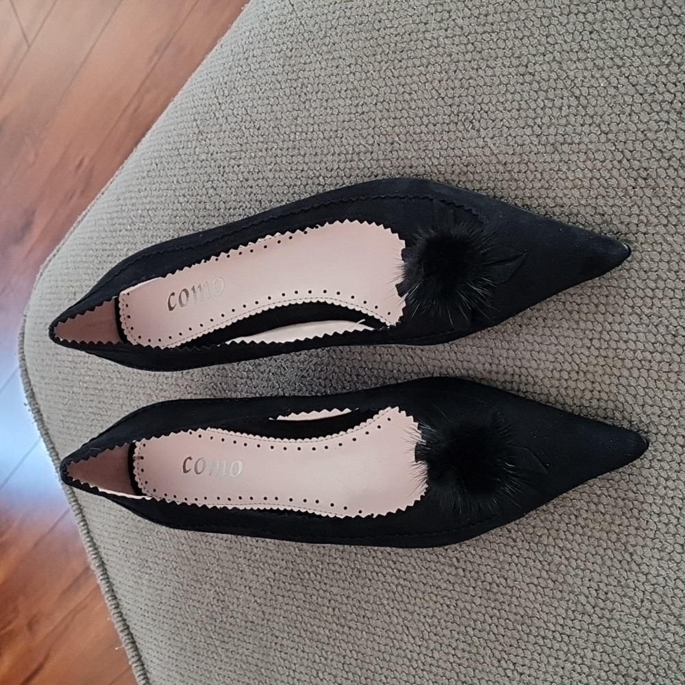 🥰HP🥰POINTY BLACK HEELS - Picture 1 of 13